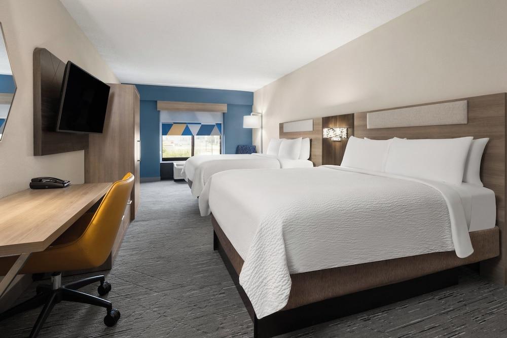 Holiday Inn Express & Suites Sebring by IHG photo 19