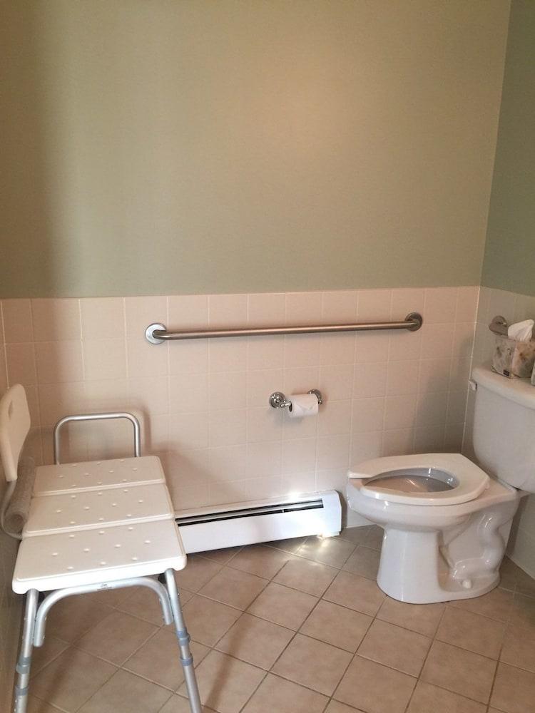 The Towne Motel photo 56