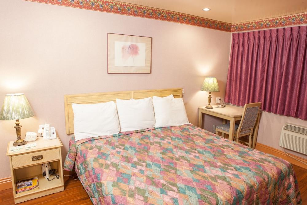 Stardust Inn photo 45