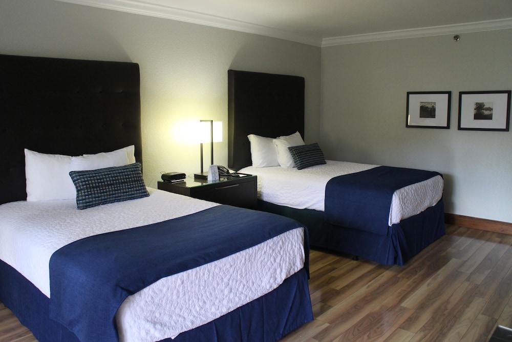 Miami Lakes Hotel photo 26