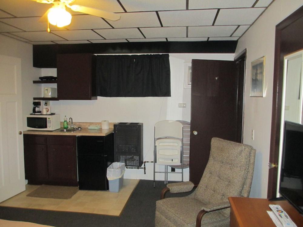 Bad Axe Motel photo 14