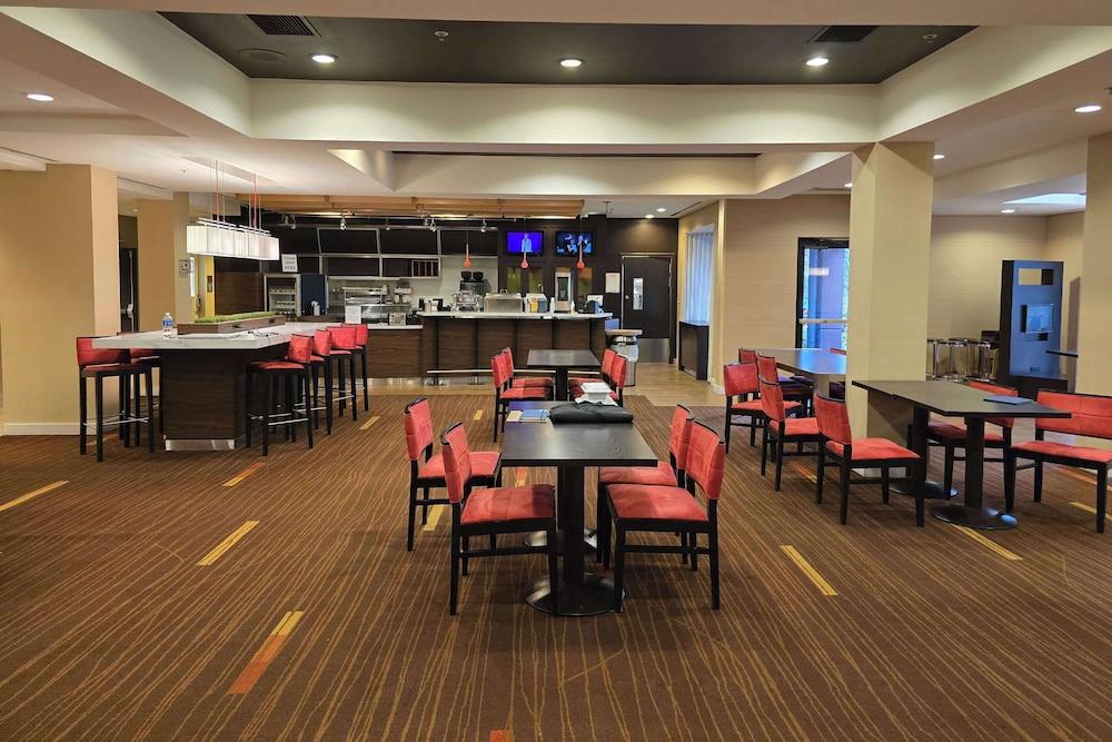 Country Inn & Suites by Radisson, Convention Center photo 42
