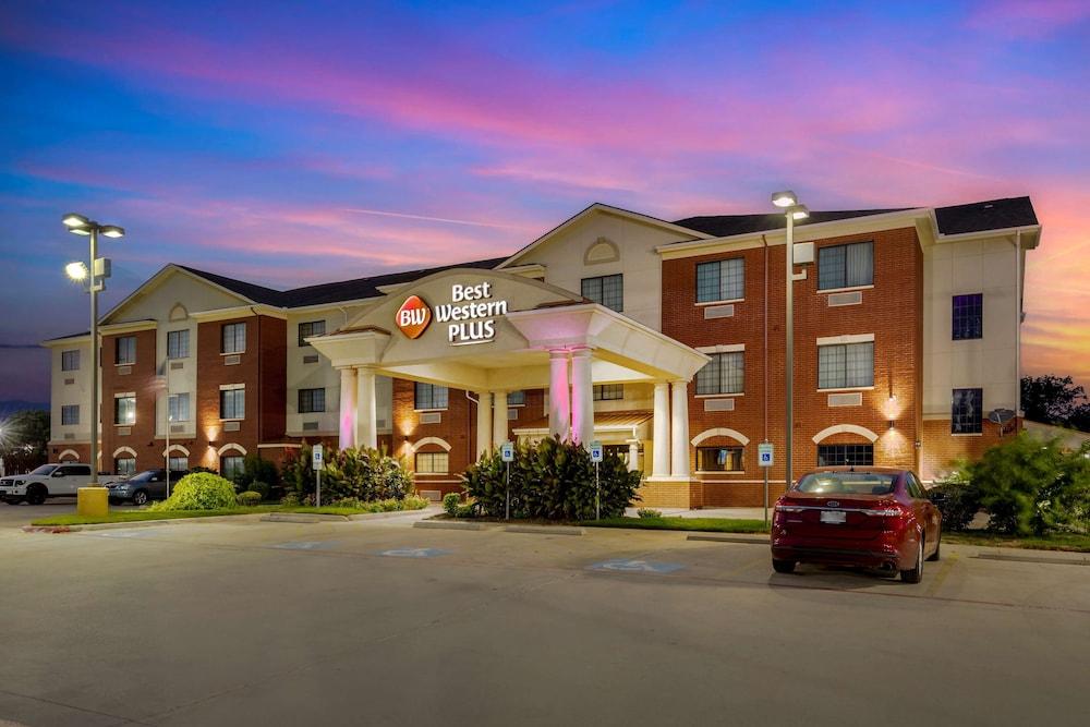 Best Western Plus Sweetwater Inn & Suites photo 2
