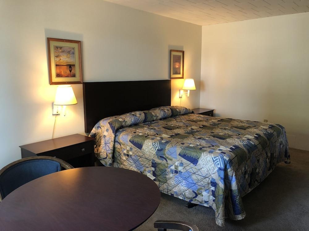 Belmar Motor Lodge photo 5