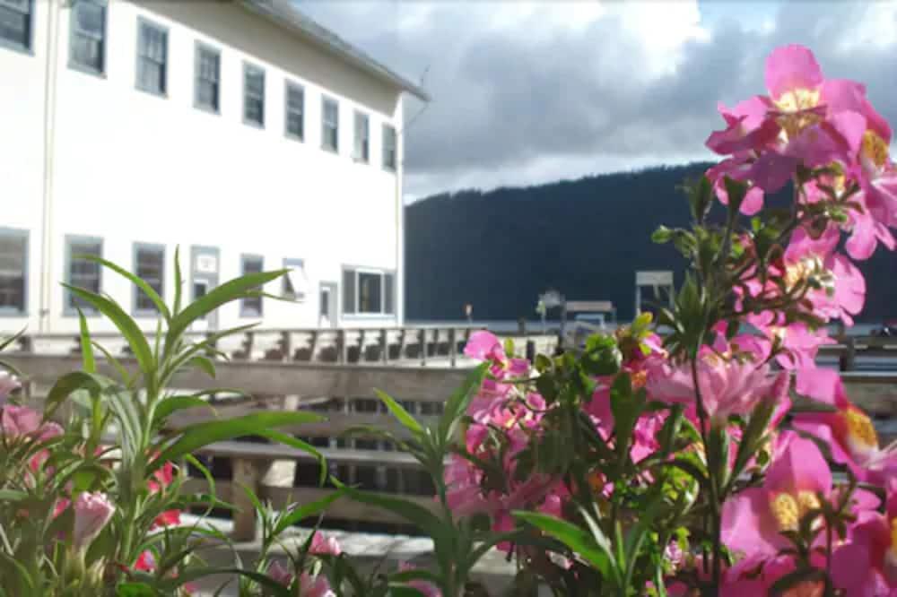 Waterfall Resort photo 18