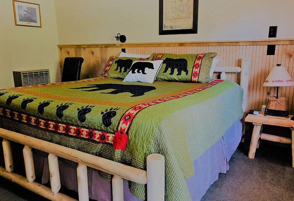 Grizzly Lodge photo 9
