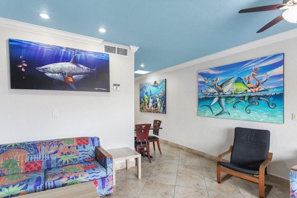 Bay Palms Waterfront Resort - Hotel and Marina photo 54