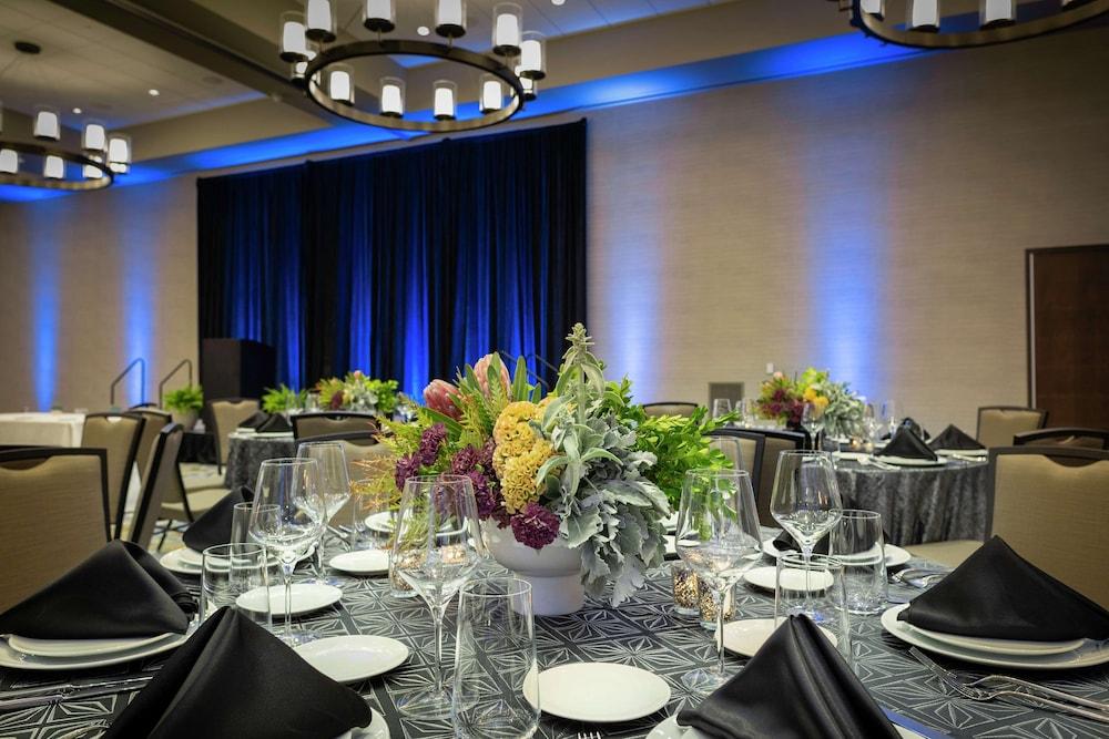 Embassy Suites by Hilton Grand Rapids Downtown,MI photo 6