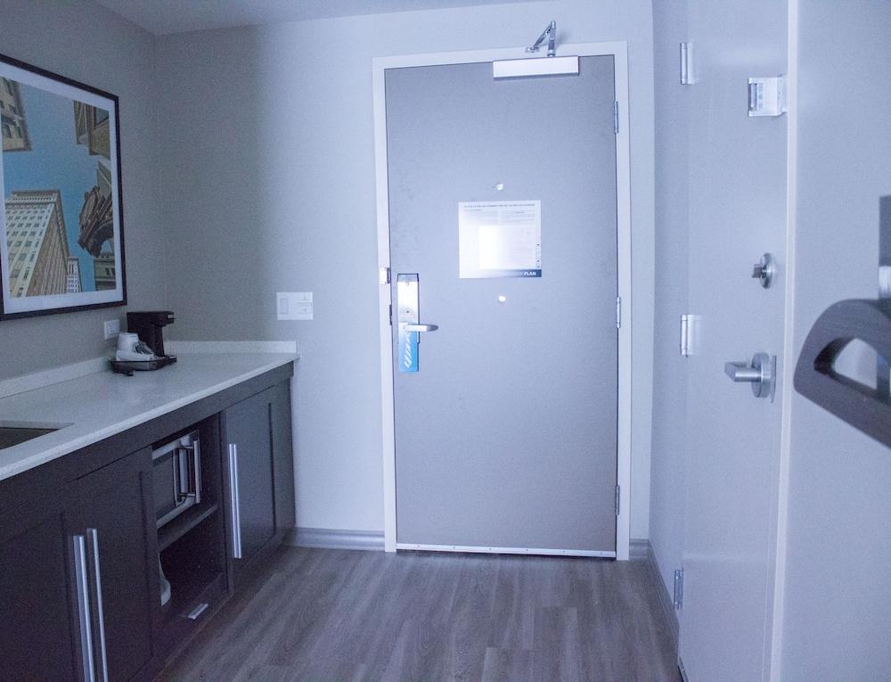 Hampton Inn & Suites Cranberry Pittsburgh photo 45