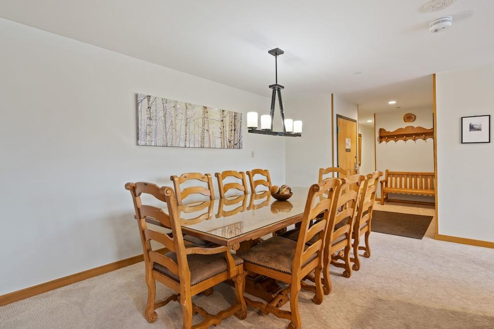 The Vail Spa Condominiums photo 18