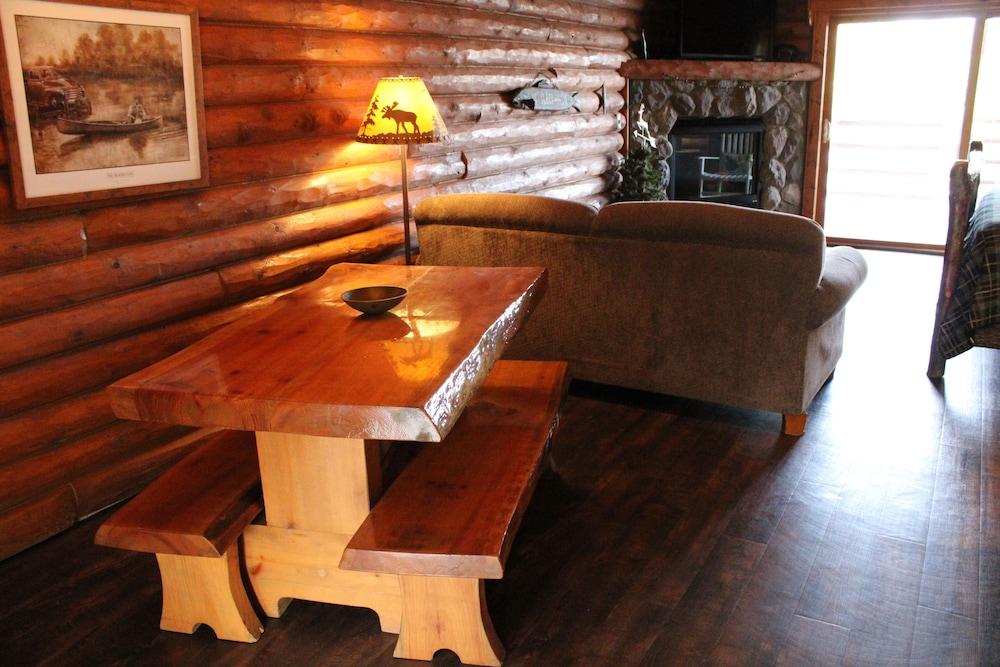 Cedar Lodge and Settlement photo 92