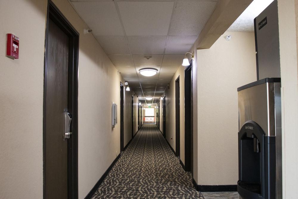 North Town Inn & Suites photo 11