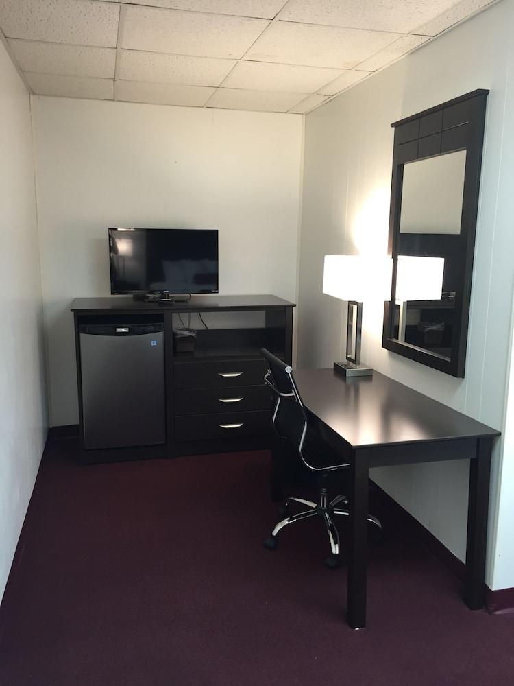 The Wellington Hotel & Suites Oceanblock photo 33