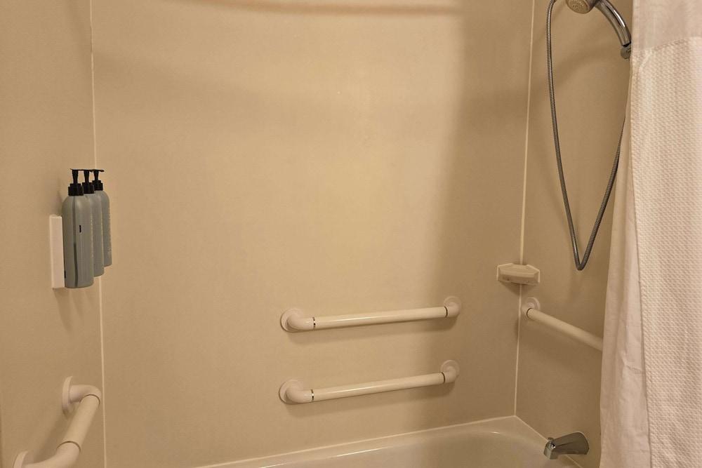 Country Inn & Suites by Radisson, Convention Center photo 52
