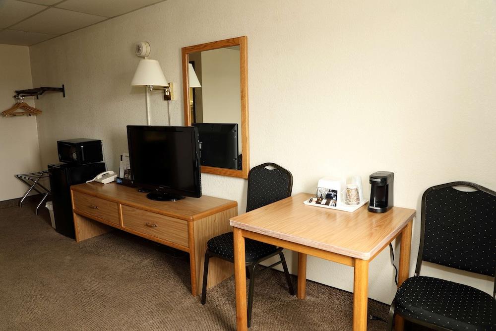 Northern Lights Inn Rugby photo 18
