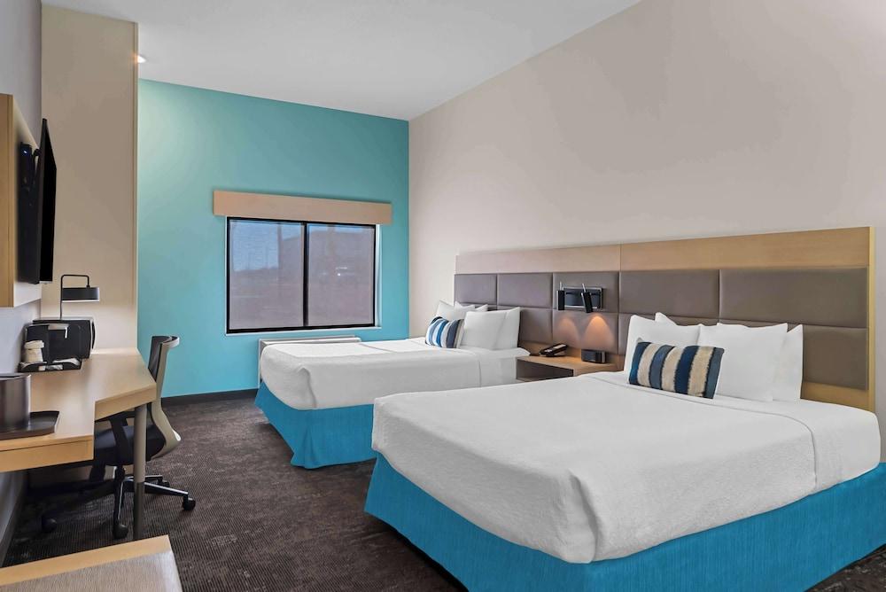 Best Western Plus Ogallala Inn photo 8