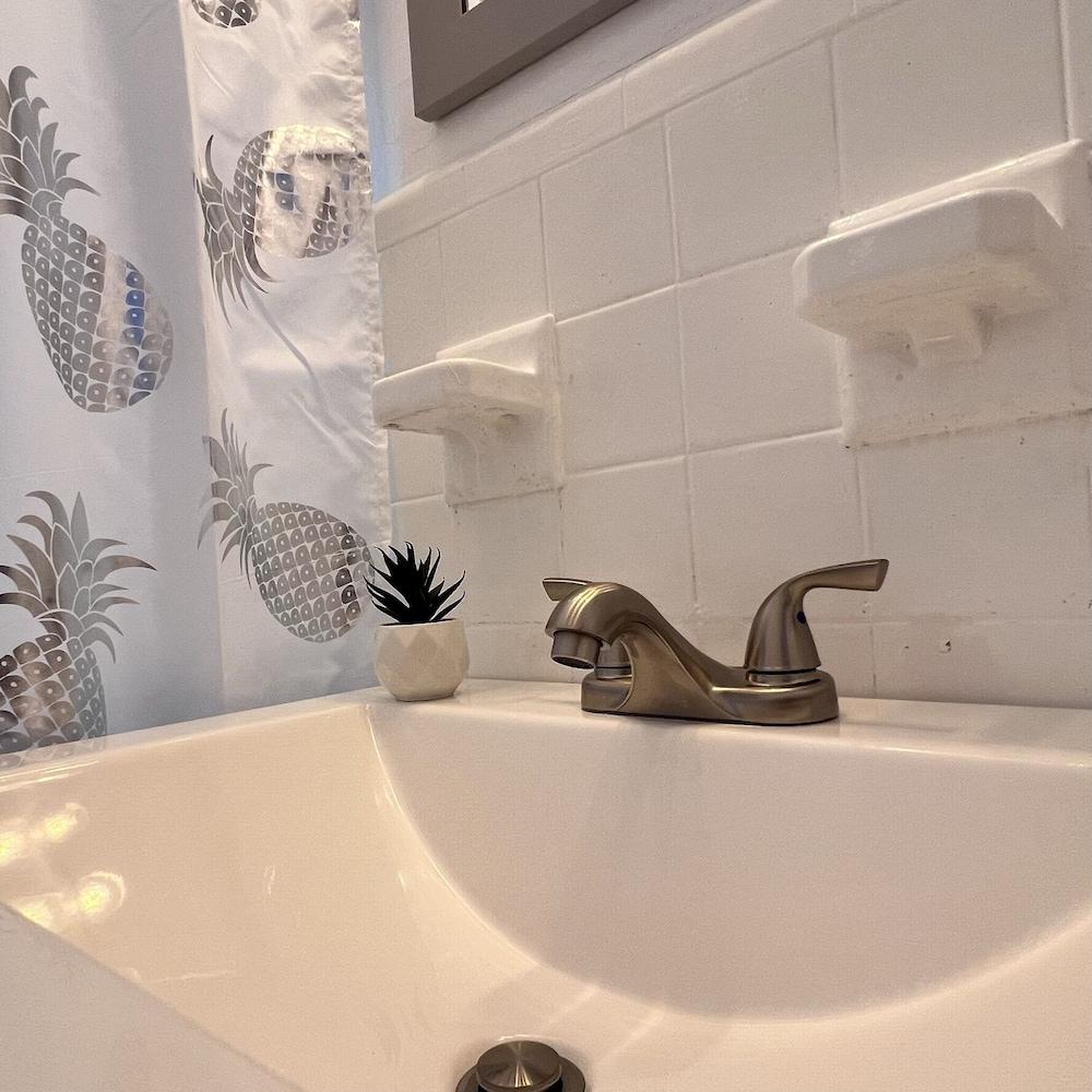 Coco Bay Condos photo 60