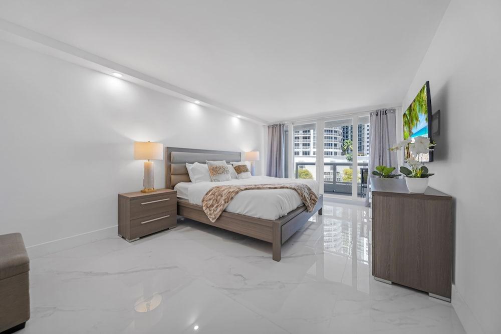 The Grand Biscayne Bay photo 75