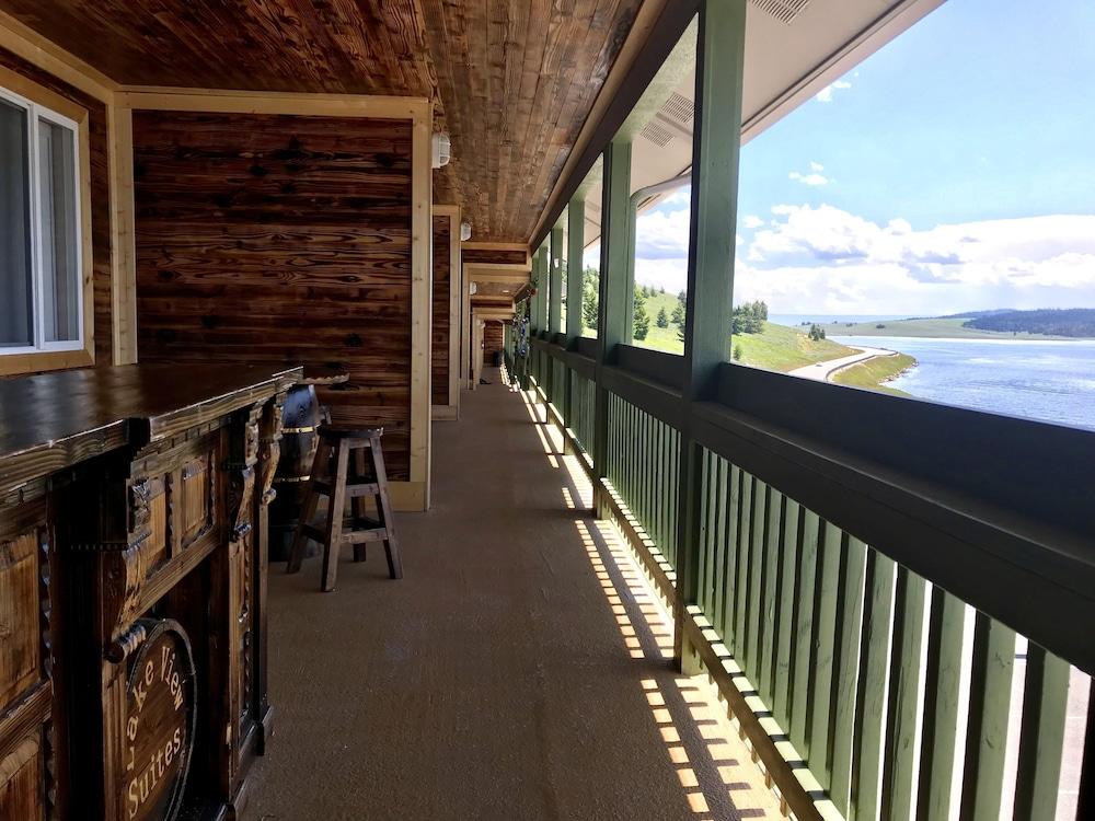 Lake View Suites photo 25