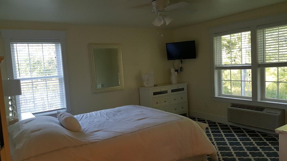 Sheepscot Harbour Village Resort photo 30