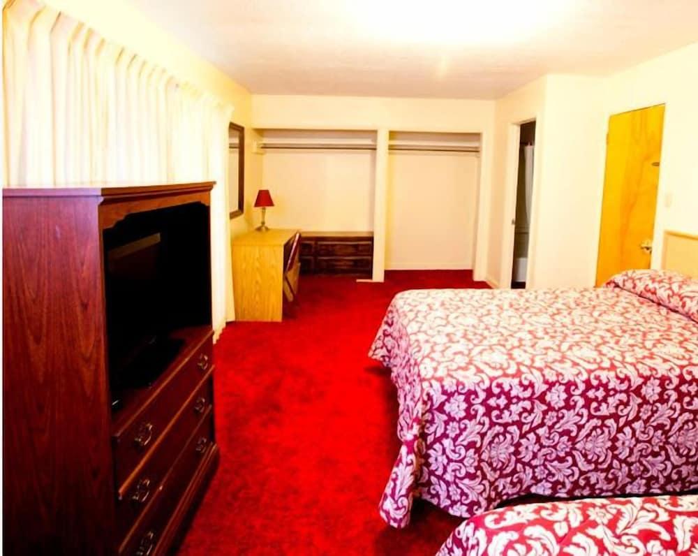 Charlie's Motel photo 3