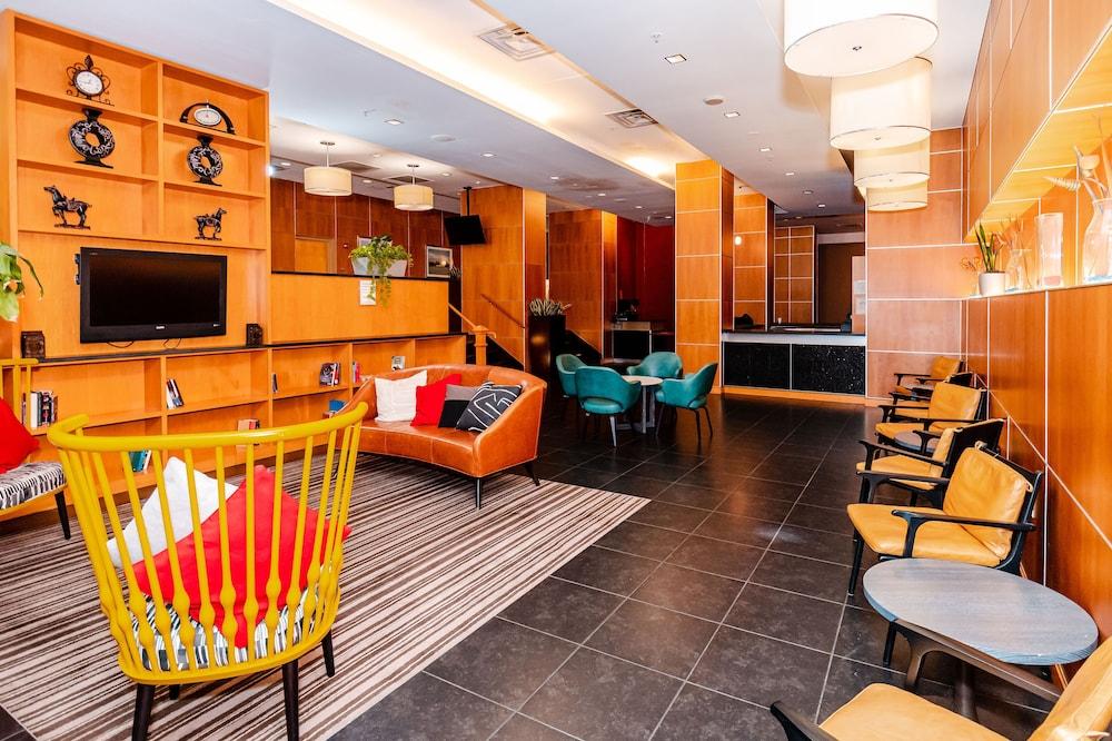 Metro Points Hotel photo 24