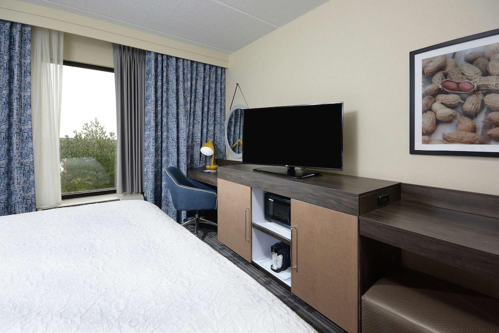 Hampton Inn & Suites Greenville/Spartanburg I-85, SC photo 12