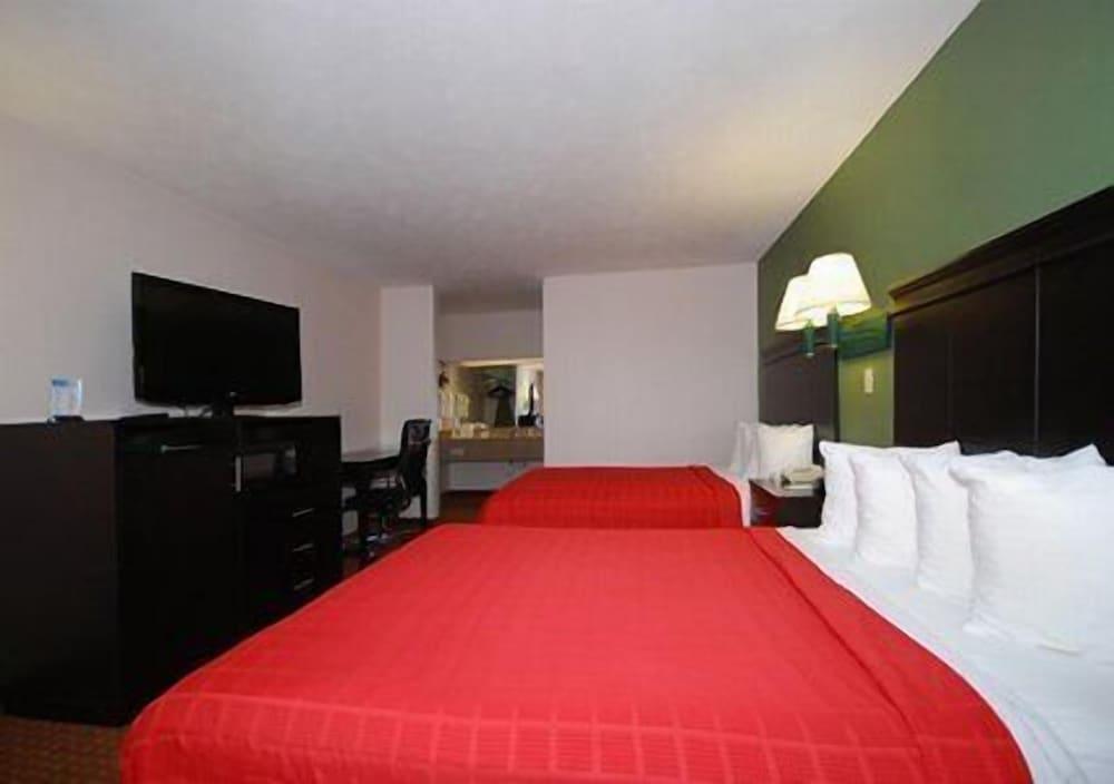 Quality Inn Savannah South photo 6