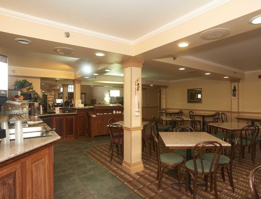 New World Inn photo 57