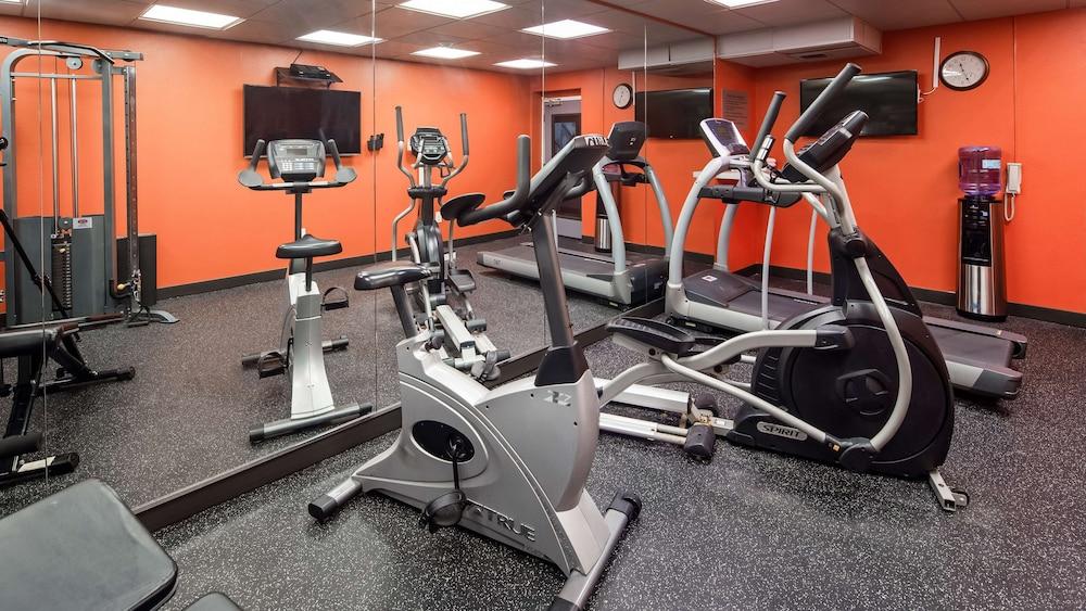 Best Western Paramus Hotel & Suites photo 44