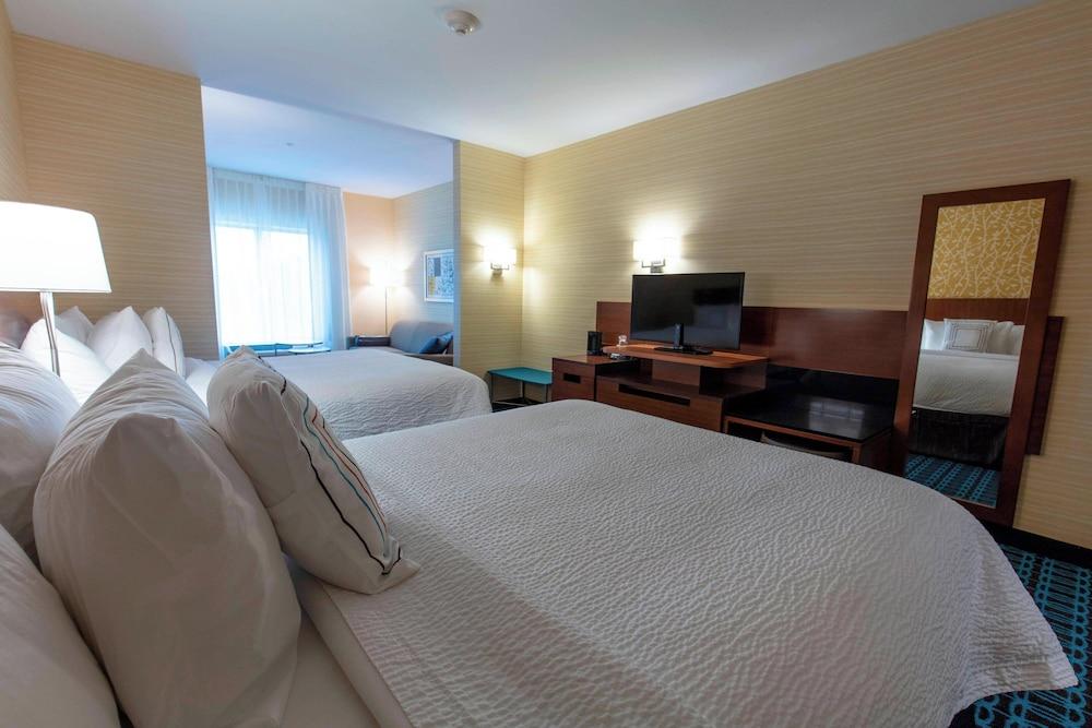 Fairfield Inn & Suites by Marriott Atlanta Woodstock photo 8