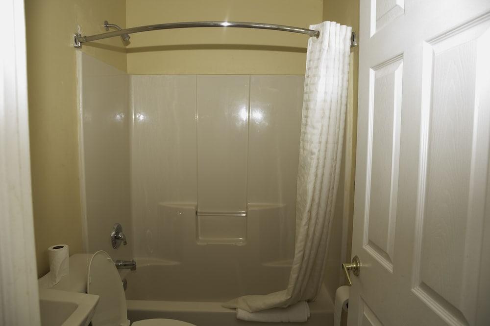 Capri inn and Suites photo 21