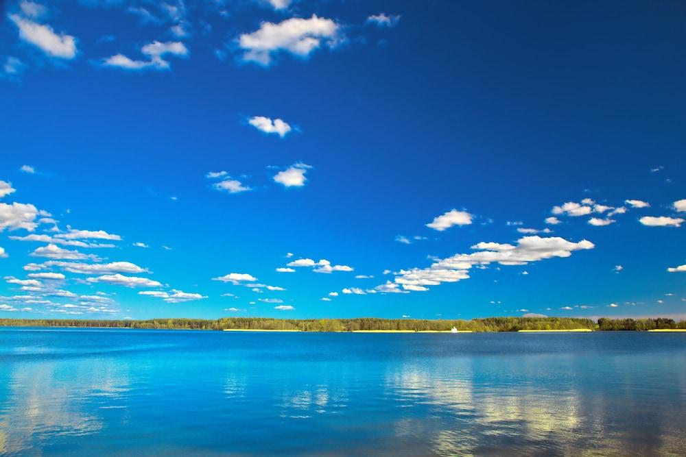 OMEO Clearlake Oaks photo 88