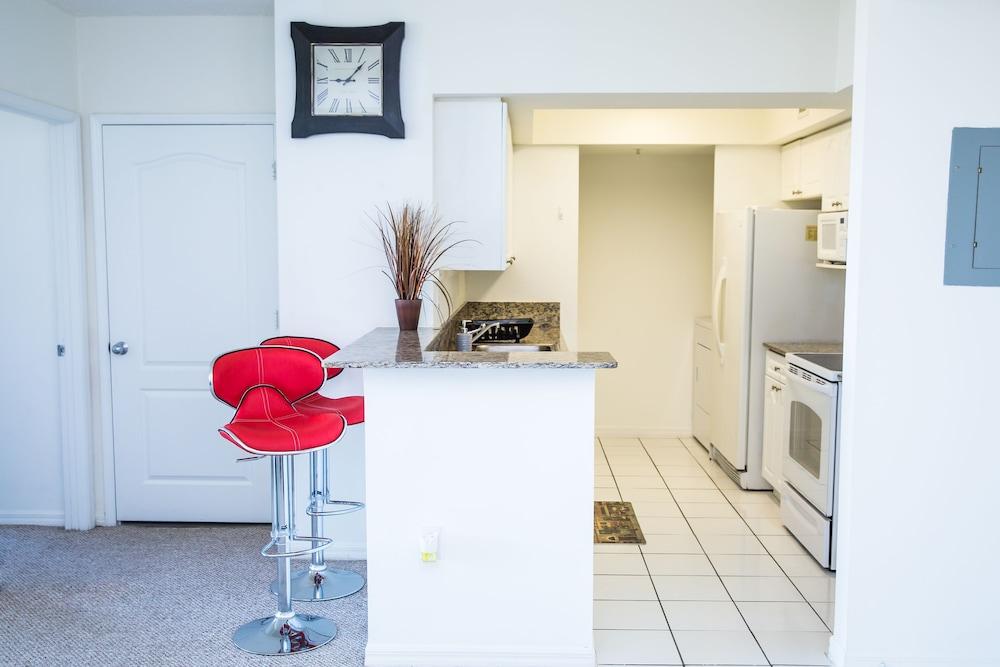 Best Holiday Suites photo 12