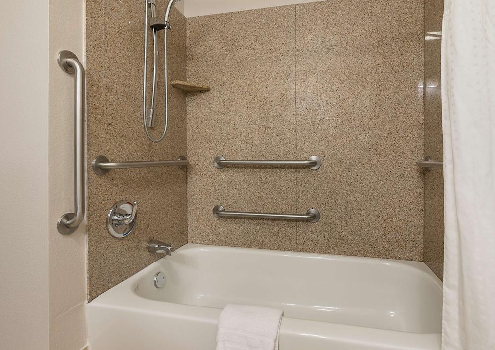 Best Western Plus Deridder Inn & Suites photo 20
