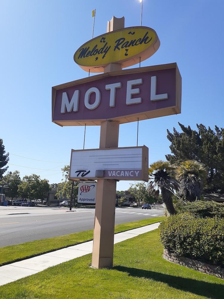 Melody Ranch Motel photo 43