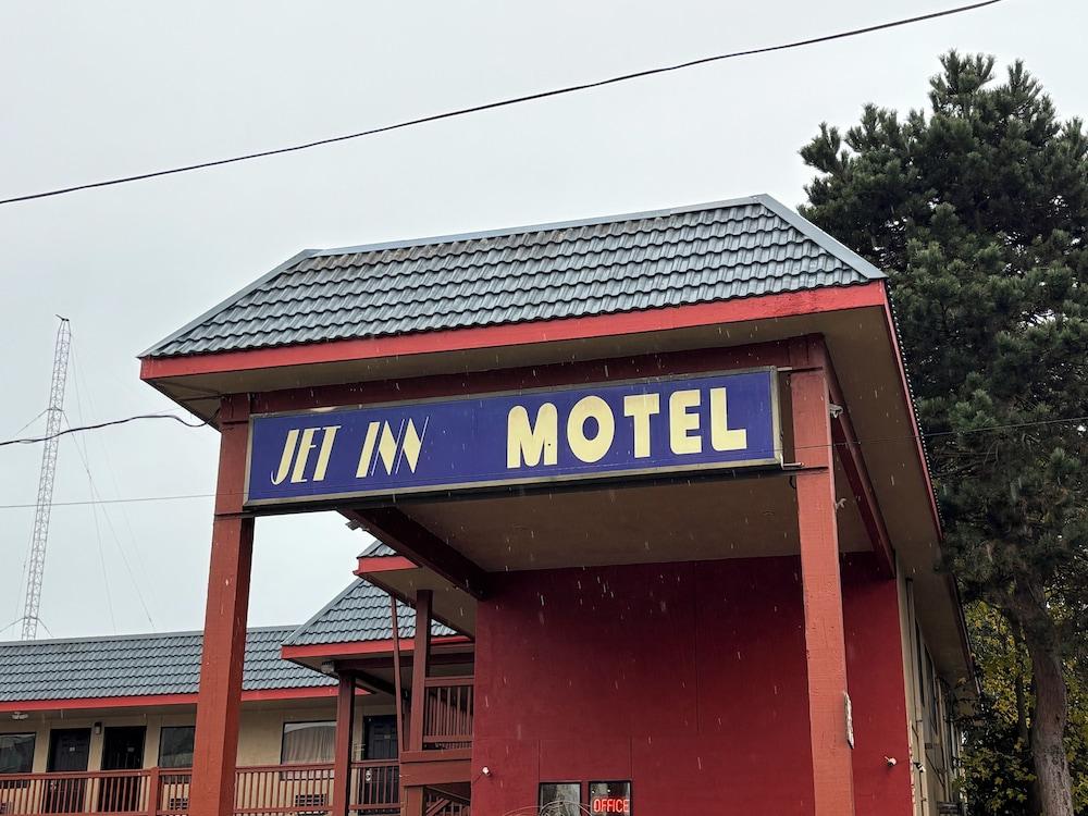 Jet Inn Motel photo 20