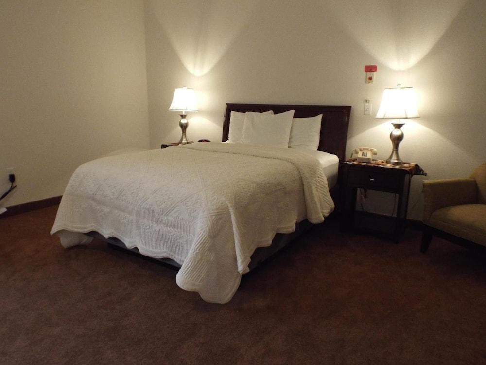 Greenwood Village Inn & Suites photo 17