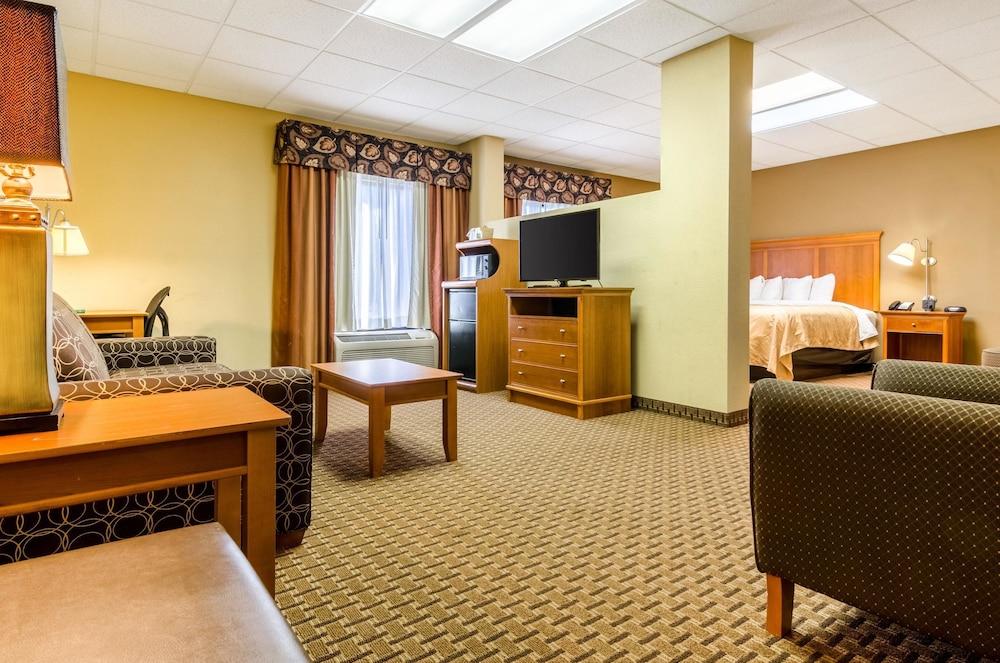 Quality Inn Lumberton North photo 14