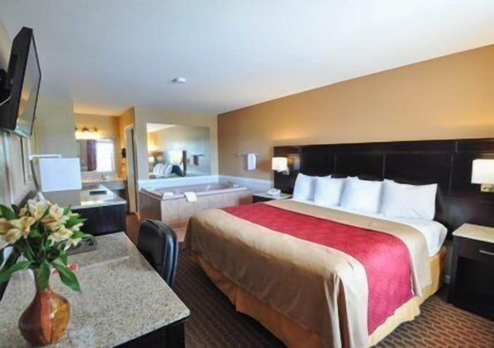 Econo Lodge Princess Anne photo 6