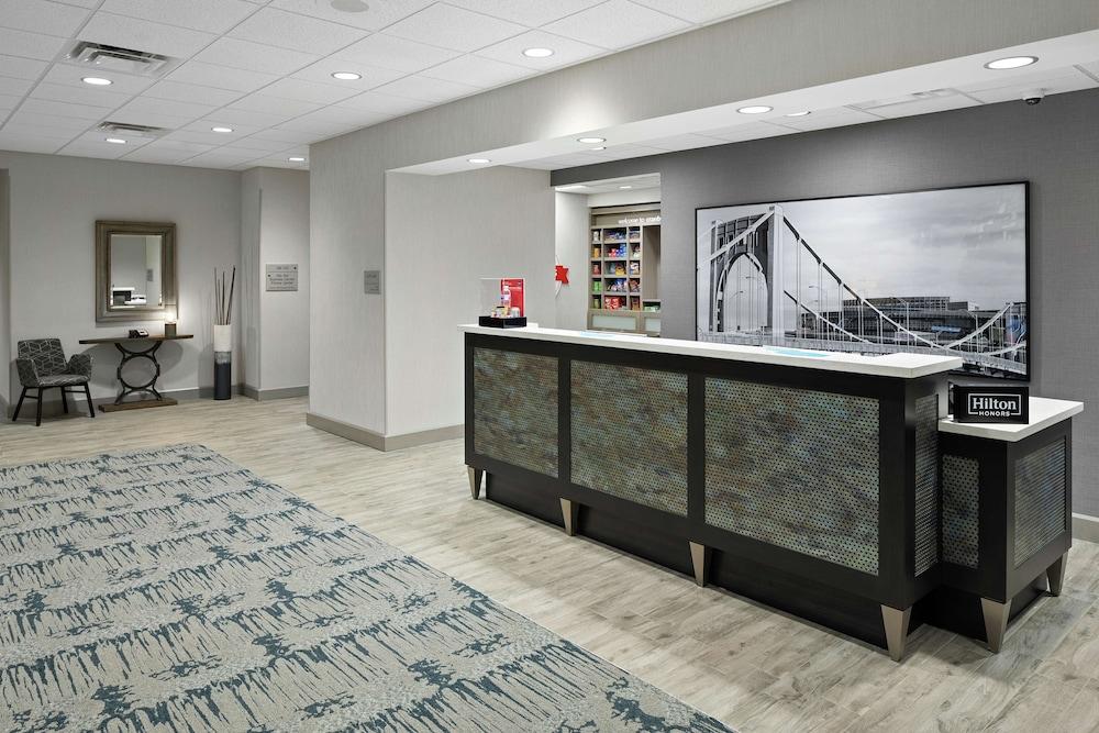 Hampton Inn & Suites Cranberry Pittsburgh photo 13