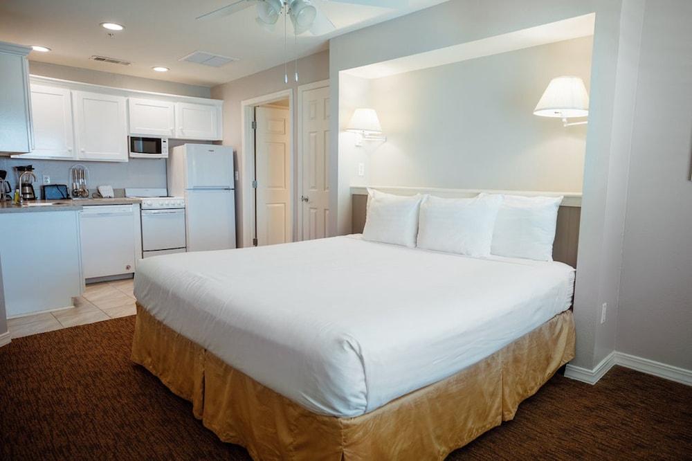 Holiday Inn Club Vacations Galveston Seaside Resort by IHG photo 5