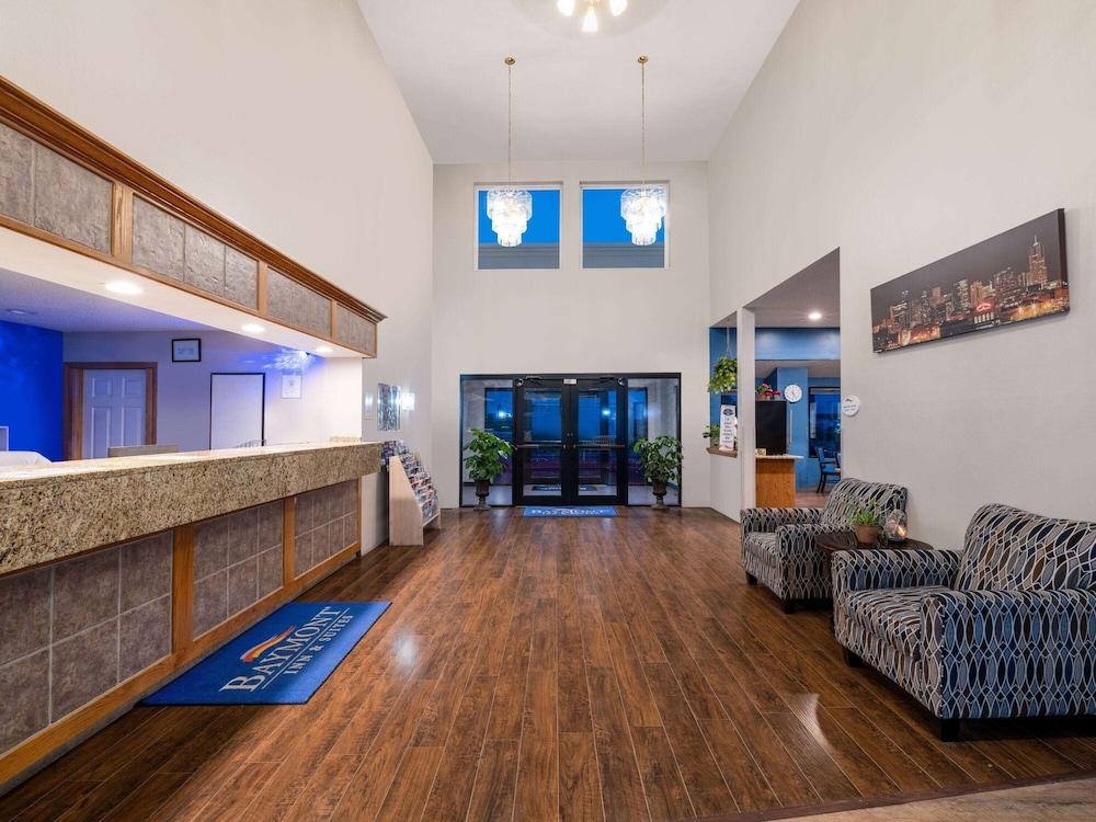 Baymont by Wyndham Limon photo 2