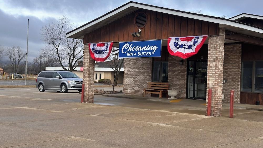 Chesaning Inn & Suites photo 1