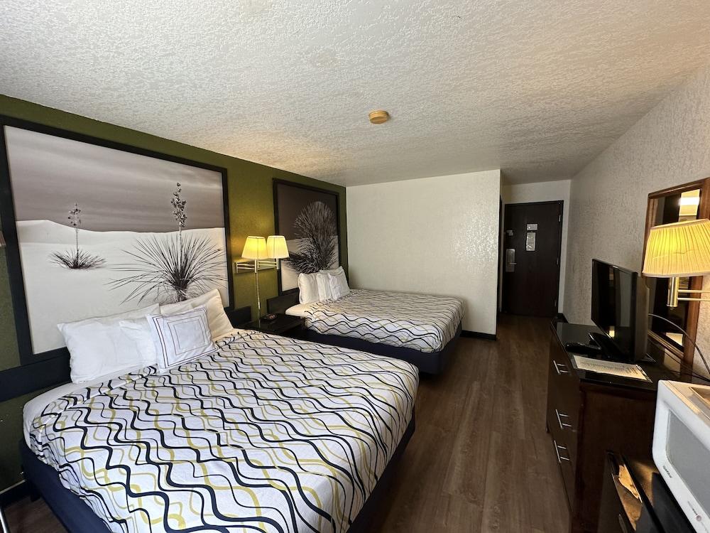 Simple Rewards Inn photo 5