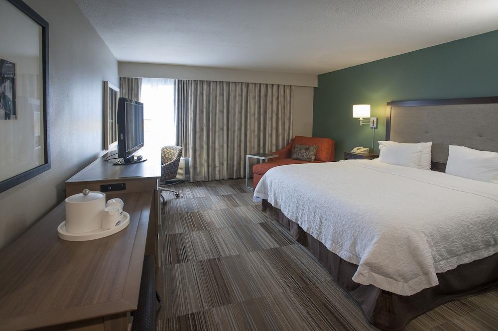 Hampton Inn New Orleans-St. Charles Ave./Garden District photo 5