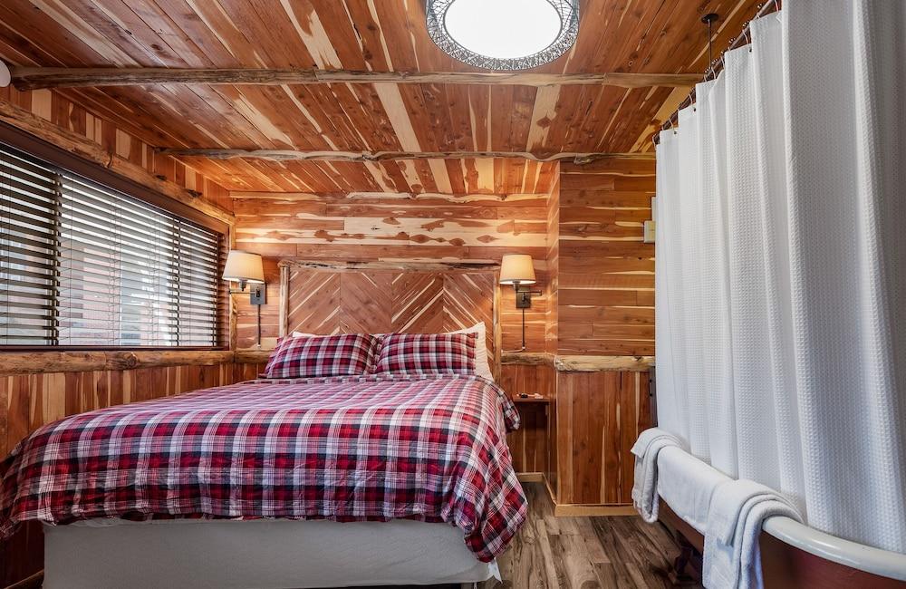Log Cabin Inn photo 64