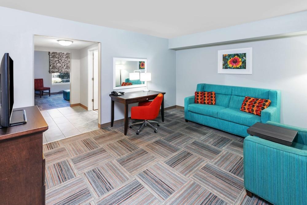 Hampton Inn Miami photo 23
