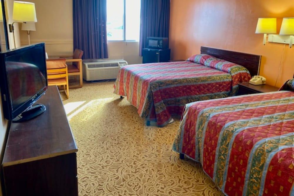 Red Carpet Inn & Suites Lima photo 32