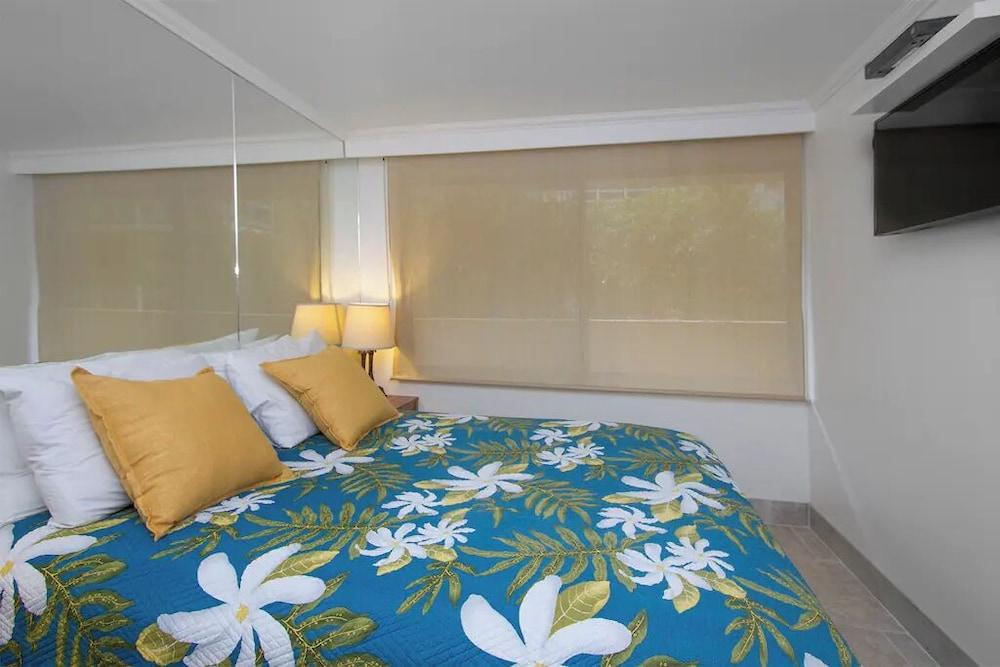 Diamond Head Beach Hotel photo 46